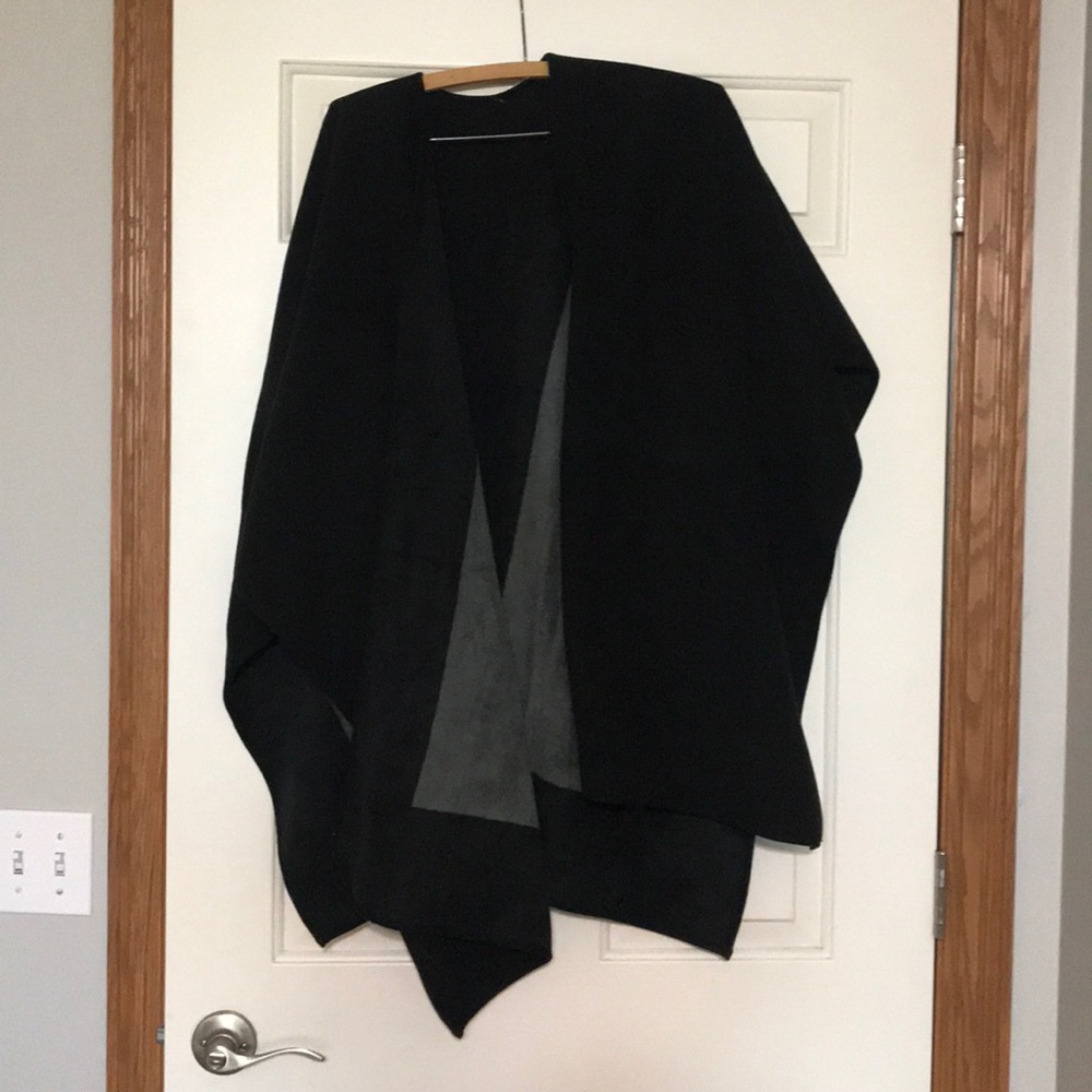 Wool rich reversible wrap